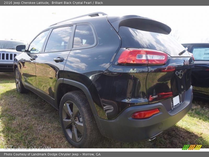 Brilliant Black Crystal Pearl / Black 2016 Jeep Cherokee Latitude