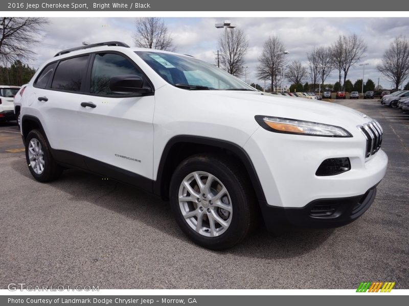 Bright White / Black 2016 Jeep Cherokee Sport