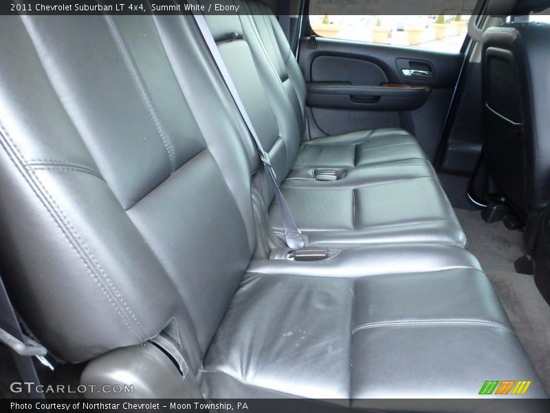 Summit White / Ebony 2011 Chevrolet Suburban LT 4x4