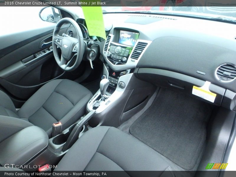 Summit White / Jet Black 2016 Chevrolet Cruze Limited LT