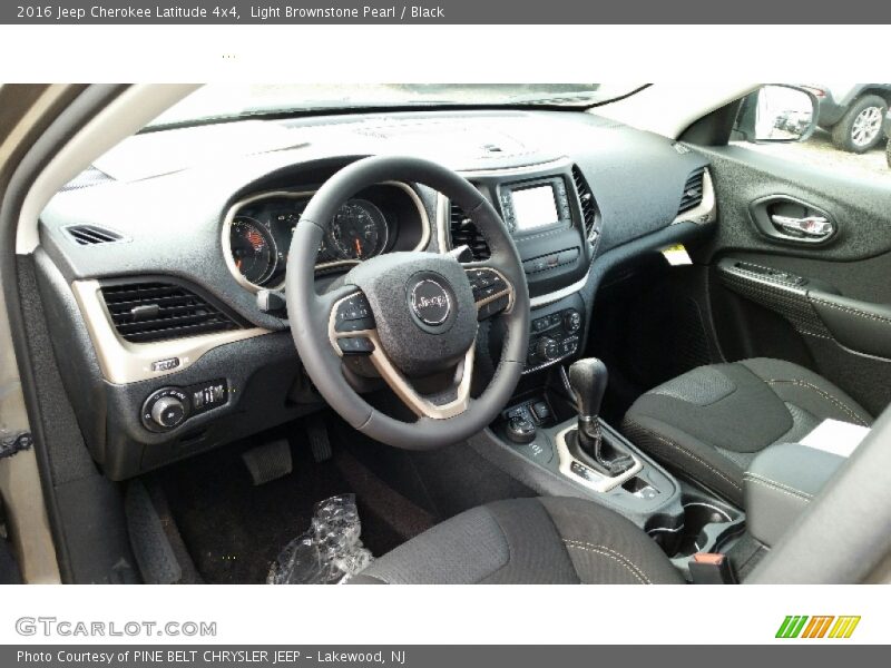 Light Brownstone Pearl / Black 2016 Jeep Cherokee Latitude 4x4