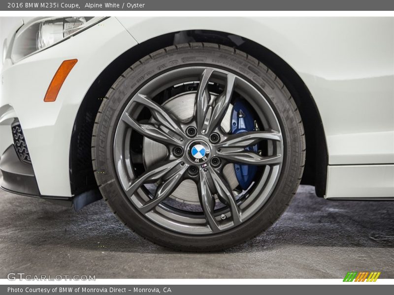 Alpine White / Oyster 2016 BMW M235i Coupe