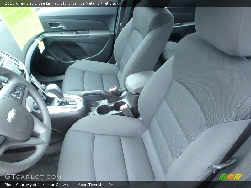 Silver Ice Metallic / Jet Black 2016 Chevrolet Cruze Limited LT