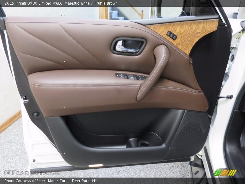 Door Panel of 2015 QX80 Limited AWD