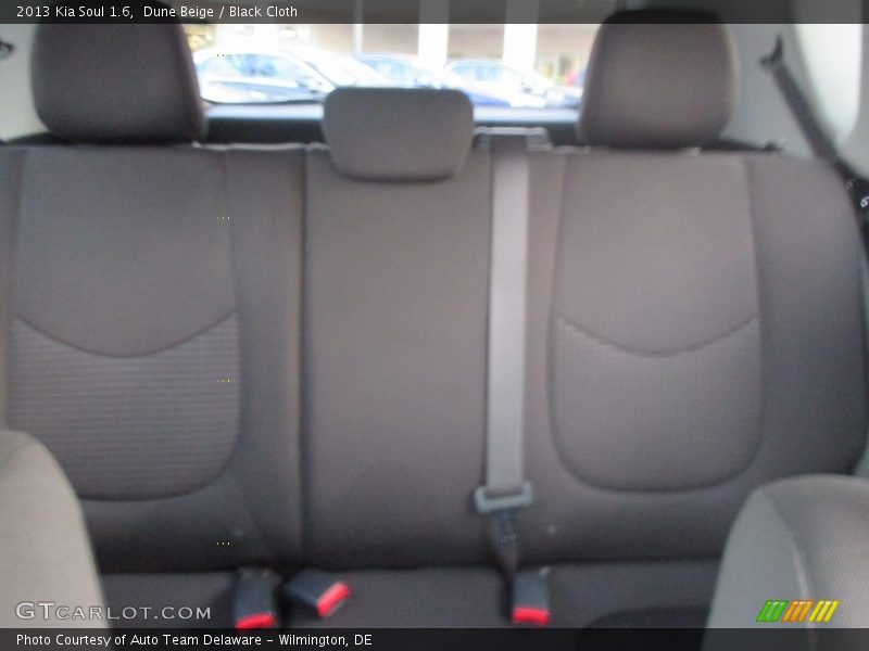 Dune Beige / Black Cloth 2013 Kia Soul 1.6