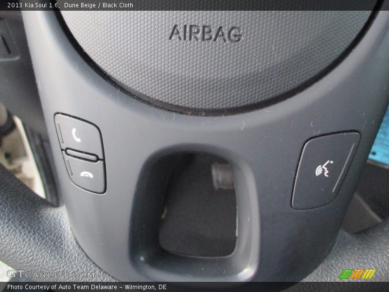 Dune Beige / Black Cloth 2013 Kia Soul 1.6