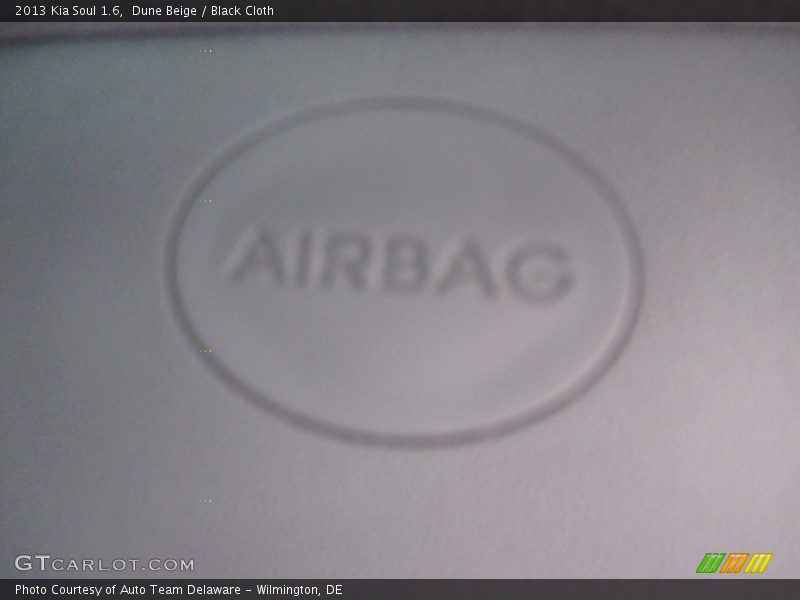 Dune Beige / Black Cloth 2013 Kia Soul 1.6