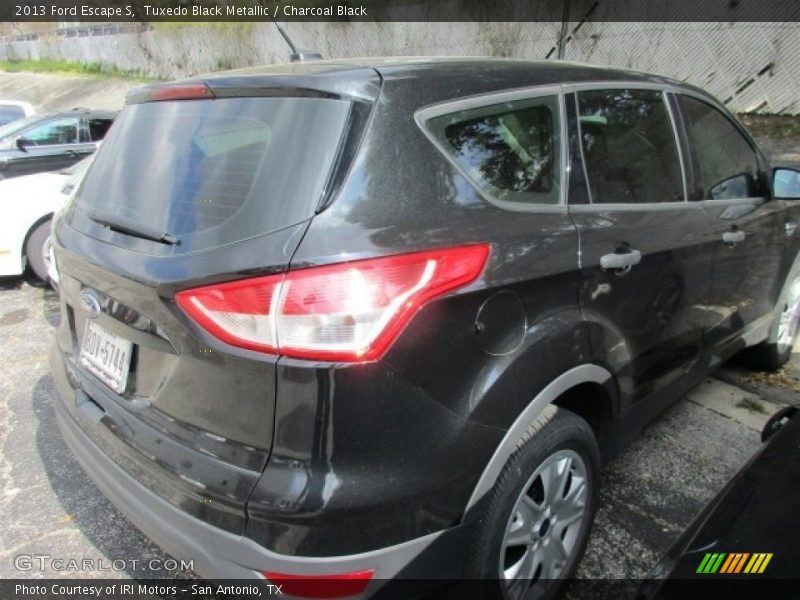 Tuxedo Black Metallic / Charcoal Black 2013 Ford Escape S