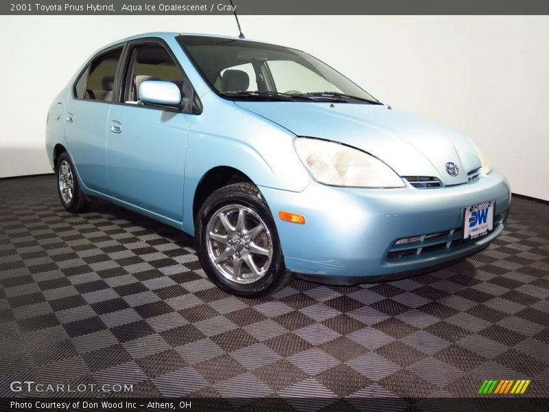 Aqua Ice Opalescenet / Gray 2001 Toyota Prius Hybrid