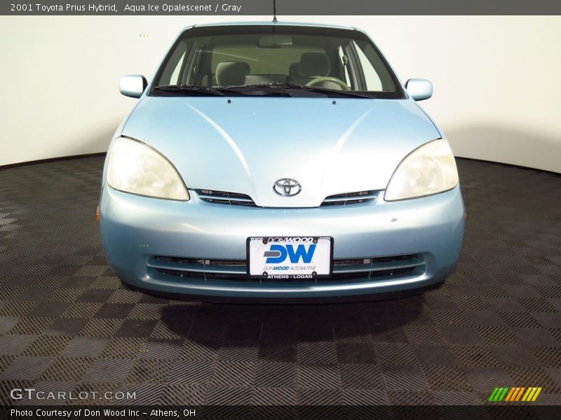 Aqua Ice Opalescenet / Gray 2001 Toyota Prius Hybrid