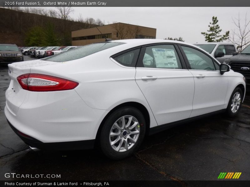 Oxford White / Medium Earth Gray 2016 Ford Fusion S