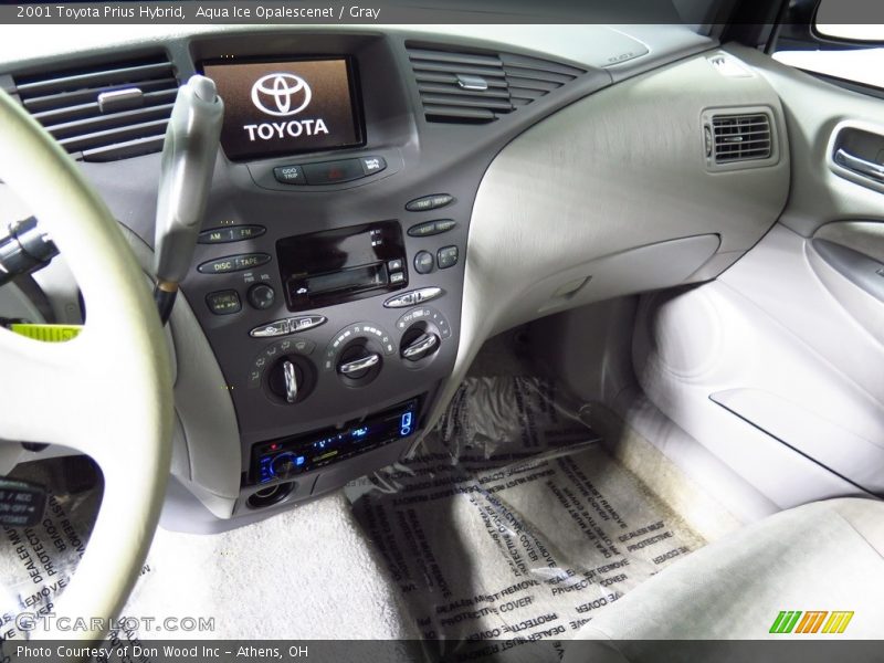 Aqua Ice Opalescenet / Gray 2001 Toyota Prius Hybrid