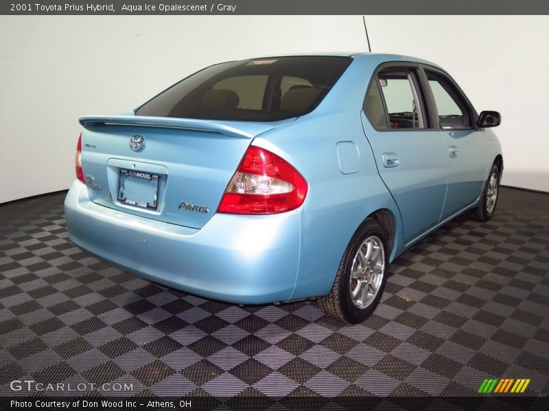 Aqua Ice Opalescenet / Gray 2001 Toyota Prius Hybrid