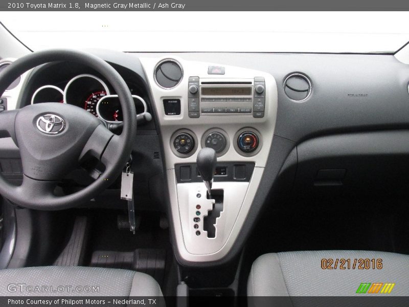 Magnetic Gray Metallic / Ash Gray 2010 Toyota Matrix 1.8