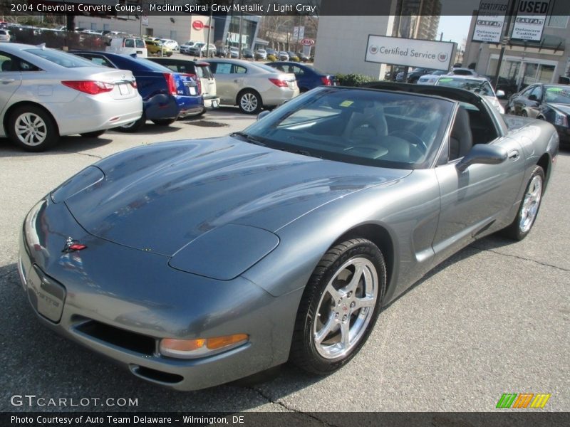 Medium Spiral Gray Metallic / Light Gray 2004 Chevrolet Corvette Coupe