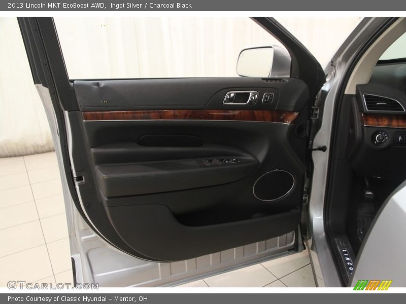Ingot Silver / Charcoal Black 2013 Lincoln MKT EcoBoost AWD