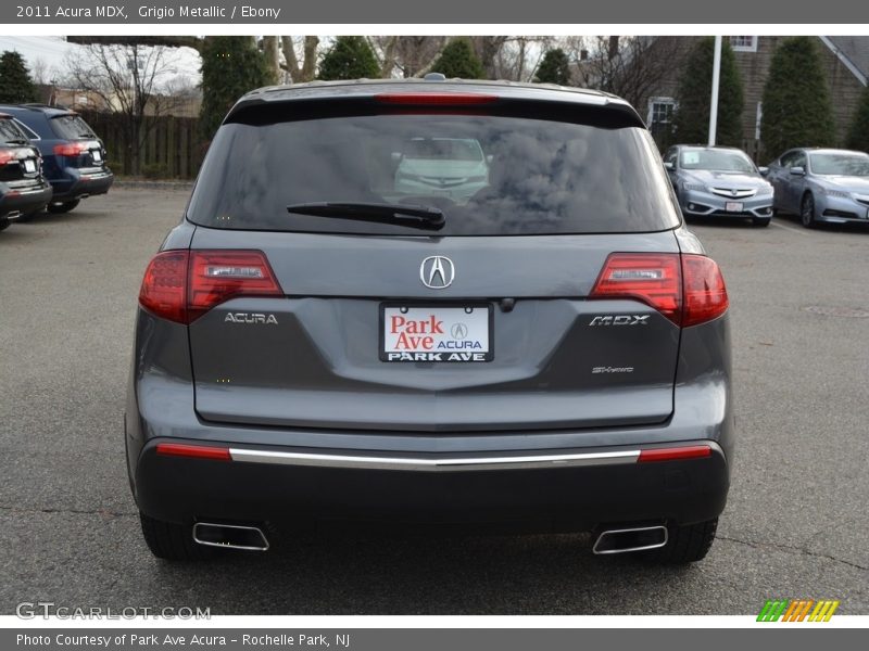 Grigio Metallic / Ebony 2011 Acura MDX