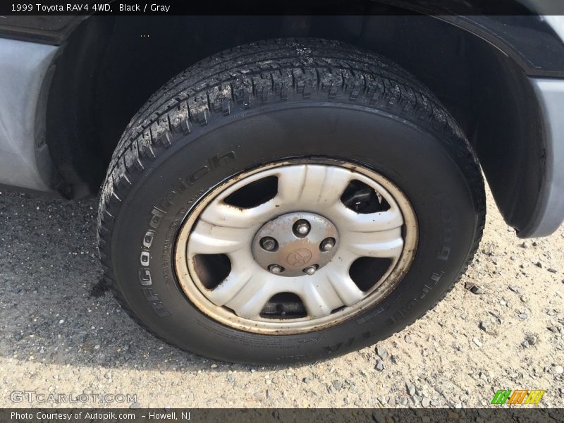 Black / Gray 1999 Toyota RAV4 4WD