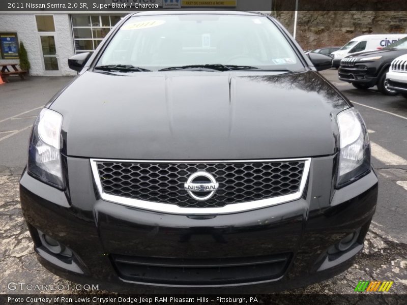 Super Black / Charcoal 2011 Nissan Sentra 2.0 SR
