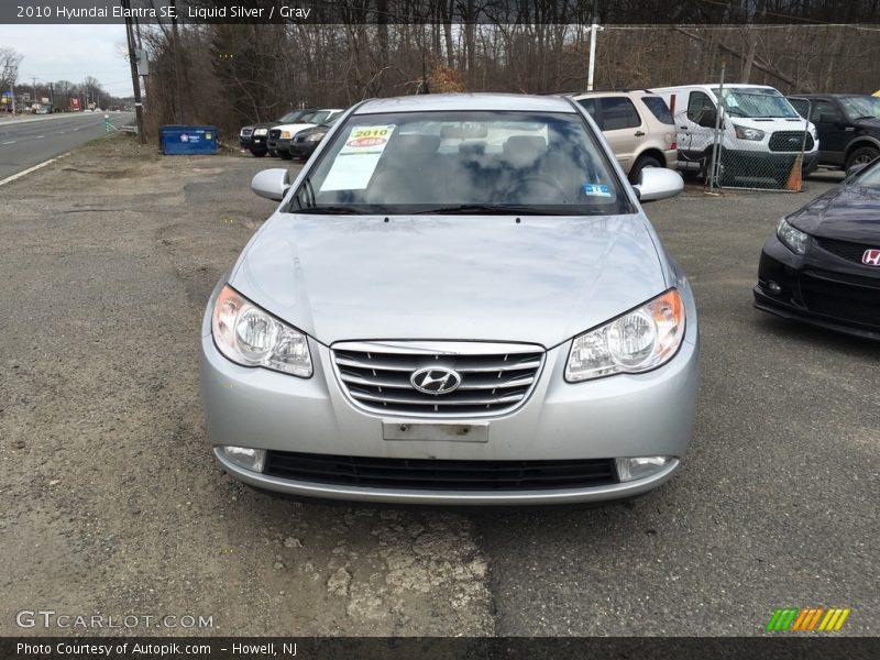 Liquid Silver / Gray 2010 Hyundai Elantra SE