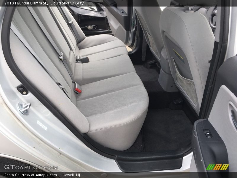 Liquid Silver / Gray 2010 Hyundai Elantra SE