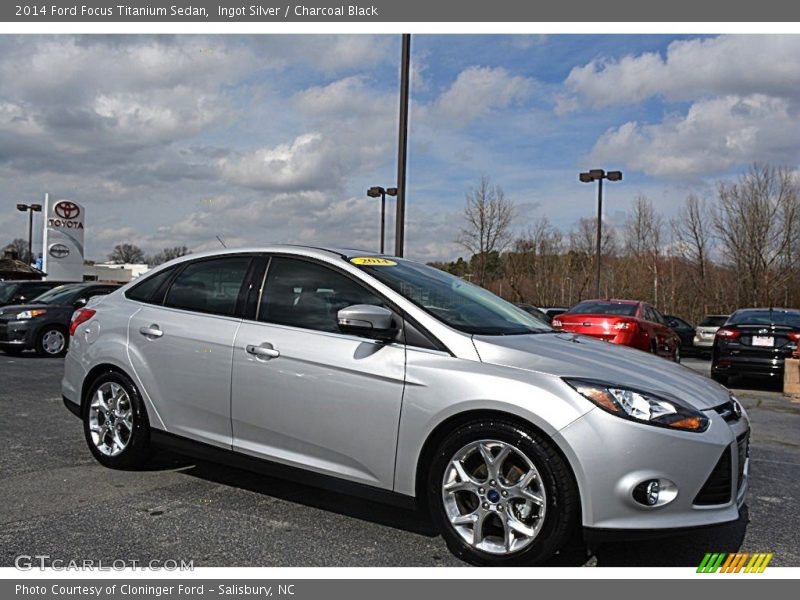 Ingot Silver / Charcoal Black 2014 Ford Focus Titanium Sedan