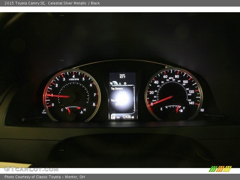 Celestial Silver Metallic / Black 2015 Toyota Camry SE