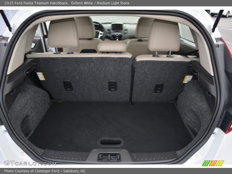 Oxford White / Medium Light Stone 2015 Ford Fiesta Titanium Hatchback