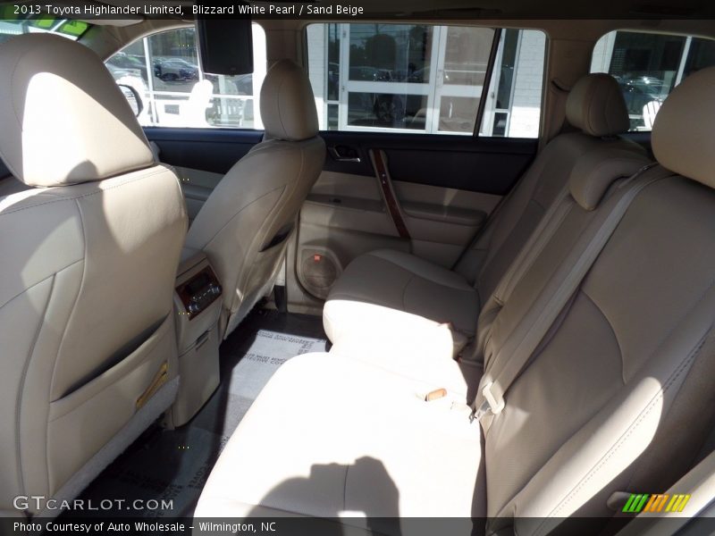 Blizzard White Pearl / Sand Beige 2013 Toyota Highlander Limited