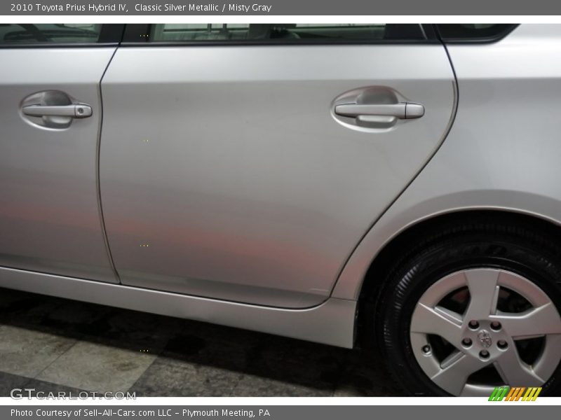 Classic Silver Metallic / Misty Gray 2010 Toyota Prius Hybrid IV