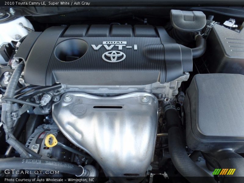 Super White / Ash Gray 2010 Toyota Camry LE