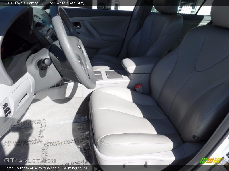 Super White / Ash Gray 2010 Toyota Camry LE
