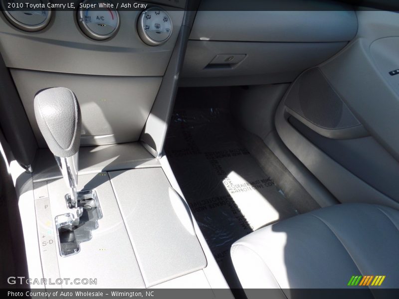 Super White / Ash Gray 2010 Toyota Camry LE