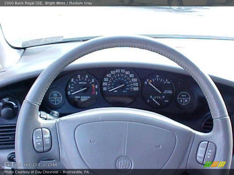 Bright White / Medium Gray 2000 Buick Regal GSE