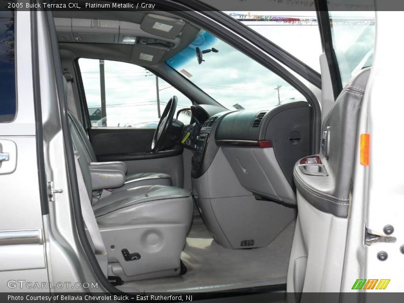 Platinum Metallic / Gray 2005 Buick Terraza CXL