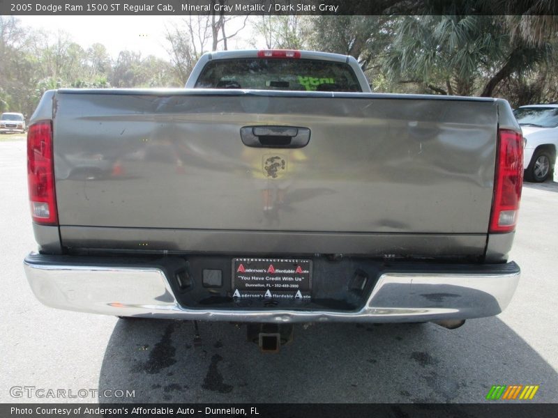 Mineral Gray Metallic / Dark Slate Gray 2005 Dodge Ram 1500 ST Regular Cab