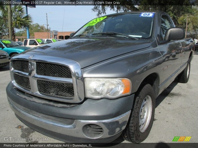 Mineral Gray Metallic / Dark Slate Gray 2005 Dodge Ram 1500 ST Regular Cab