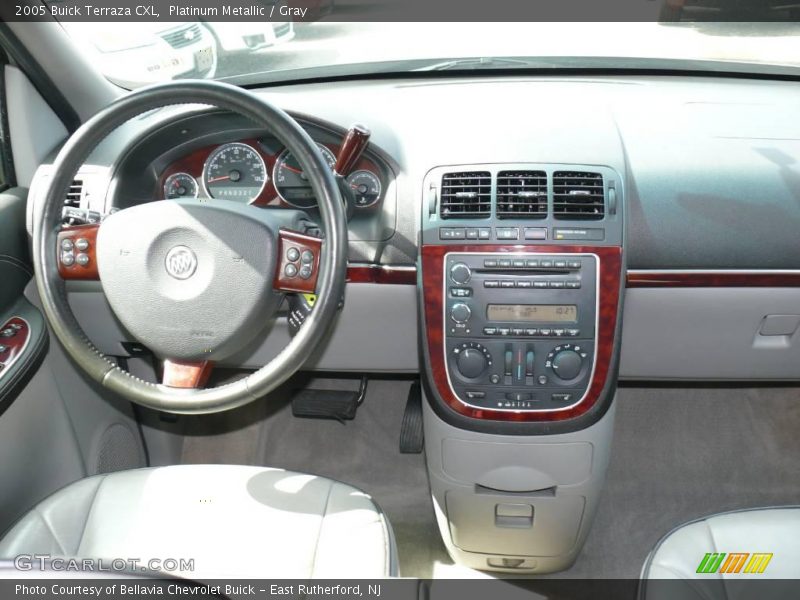 Platinum Metallic / Gray 2005 Buick Terraza CXL