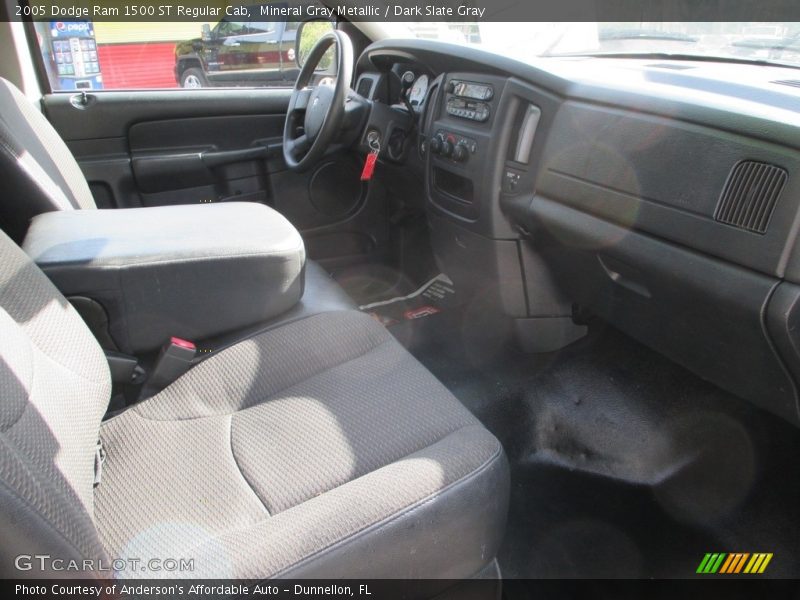 Mineral Gray Metallic / Dark Slate Gray 2005 Dodge Ram 1500 ST Regular Cab