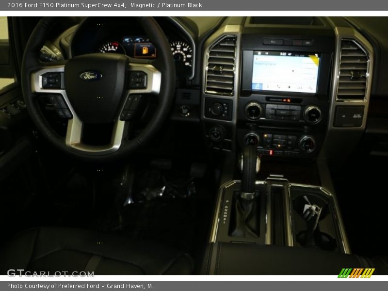 Magnetic / Platinum Black 2016 Ford F150 Platinum SuperCrew 4x4