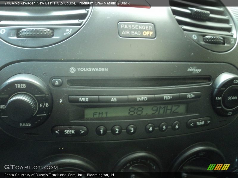 Platinum Grey Metallic / Black 2004 Volkswagen New Beetle GLS Coupe