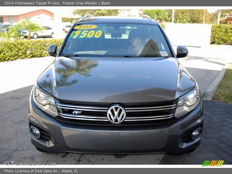 Pepper Gray Metallic / Black 2014 Volkswagen Tiguan R-Line