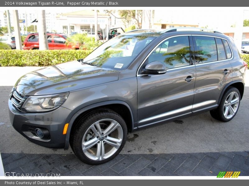 Pepper Gray Metallic / Black 2014 Volkswagen Tiguan R-Line