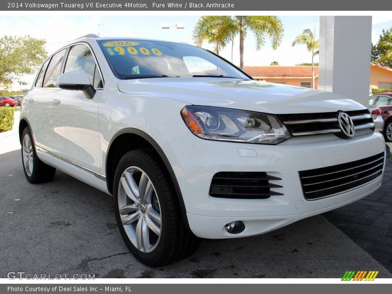 Pure White / Black Anthracite 2014 Volkswagen Touareg V6 Executive 4Motion