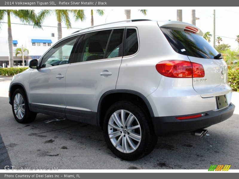 Reflex Silver Metallic / Black 2014 Volkswagen Tiguan SEL