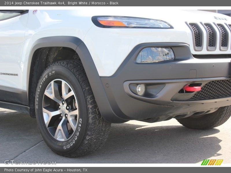 Bright White / Morocco - Black 2014 Jeep Cherokee Trailhawk 4x4