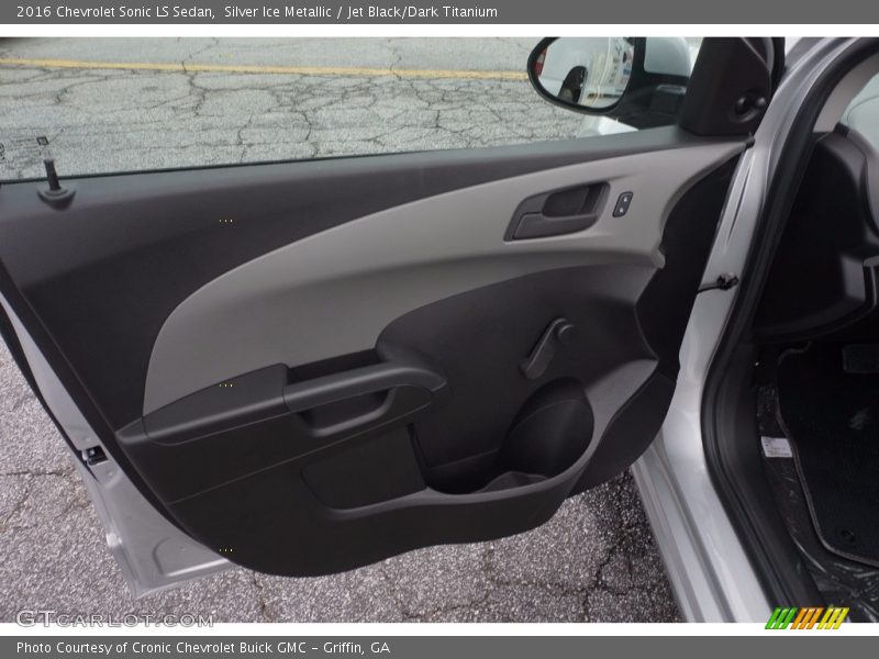 Silver Ice Metallic / Jet Black/Dark Titanium 2016 Chevrolet Sonic LS Sedan