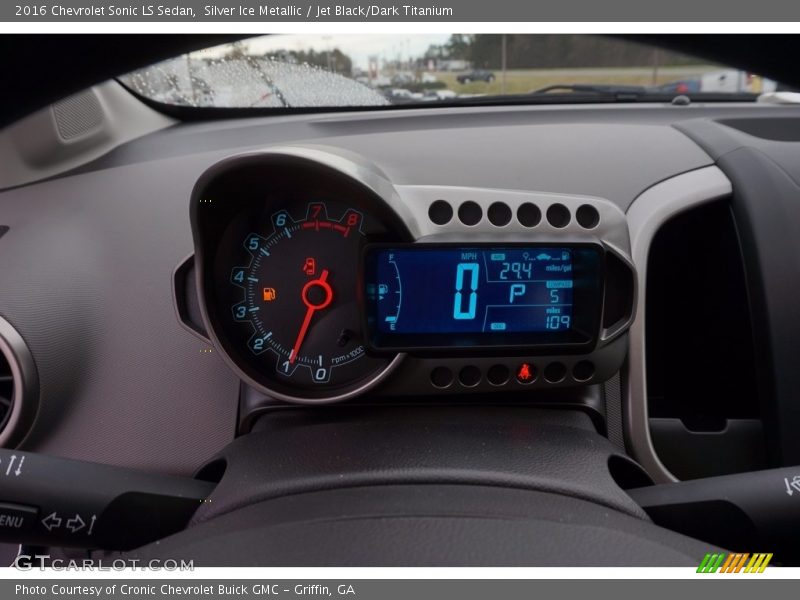Silver Ice Metallic / Jet Black/Dark Titanium 2016 Chevrolet Sonic LS Sedan
