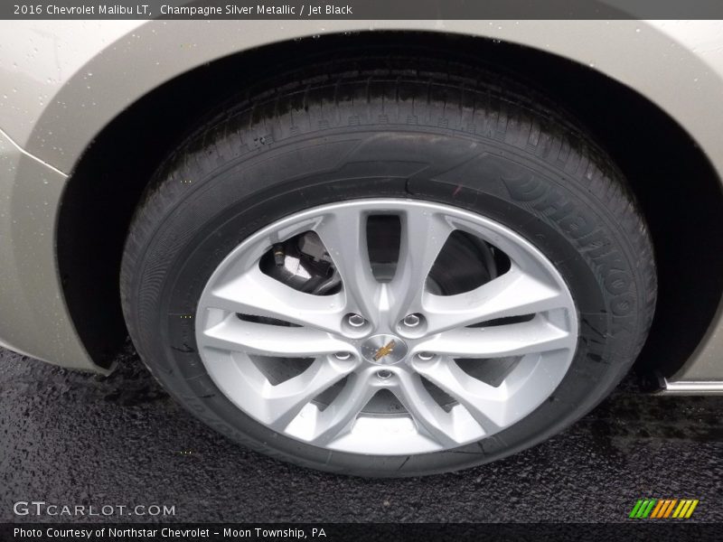 Champagne Silver Metallic / Jet Black 2016 Chevrolet Malibu LT