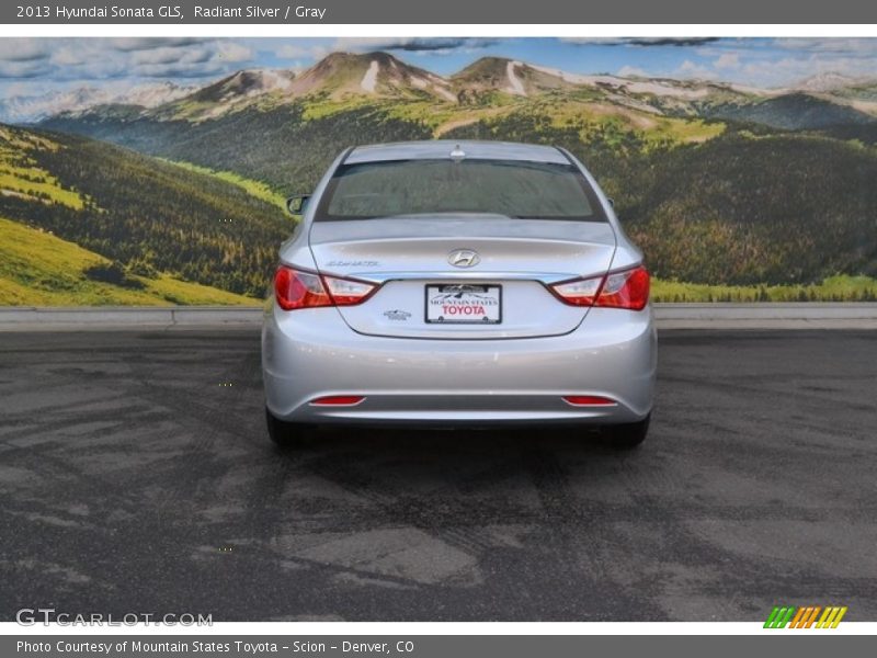 Radiant Silver / Gray 2013 Hyundai Sonata GLS